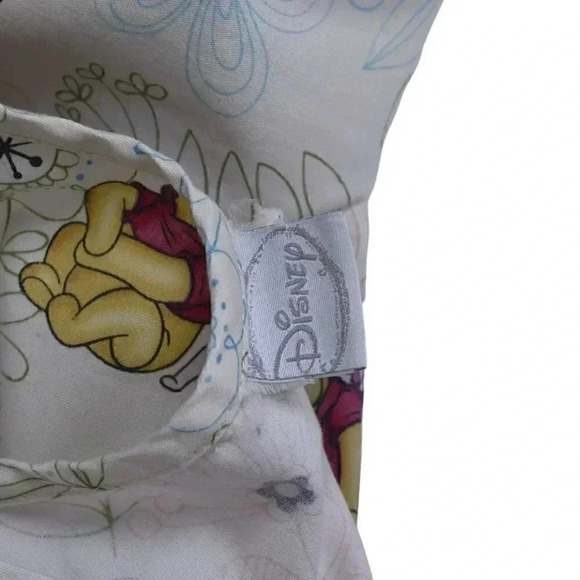 Disney Scrub  Top Winnie the Pooh Bear Piglet Medical Cream Size XL - Picture 7 of 14